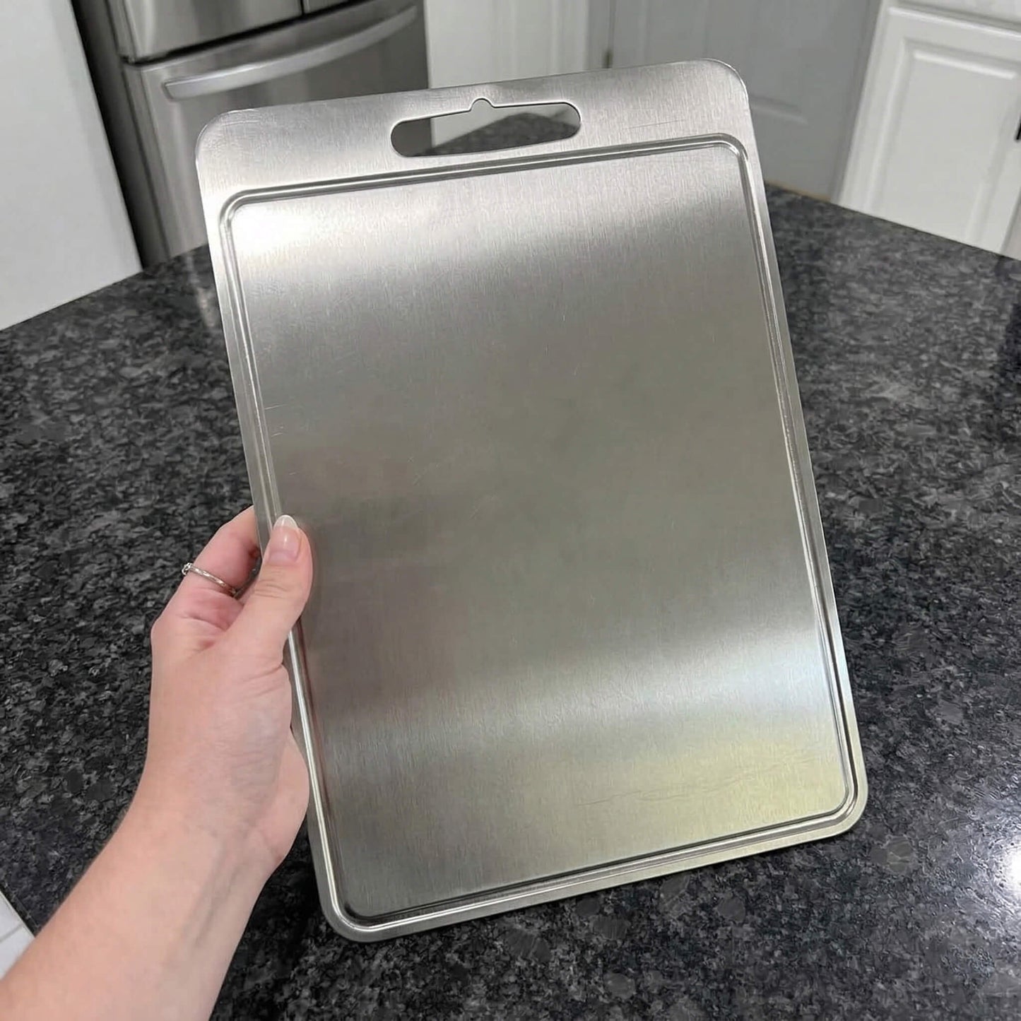 IntelliChef™ Titanium Chopping Board